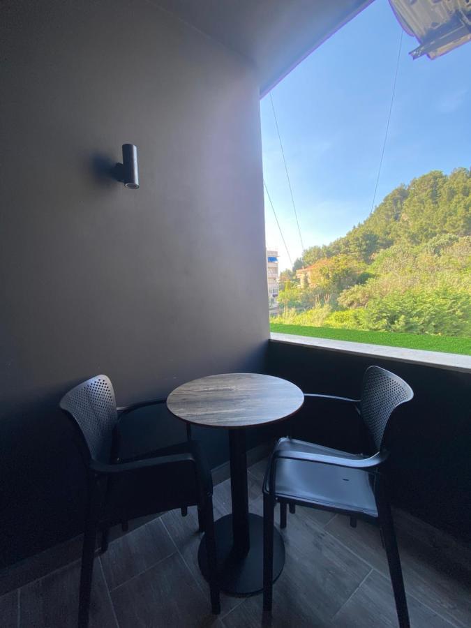 Peaky Hotel Durres Ngoại thất bức ảnh