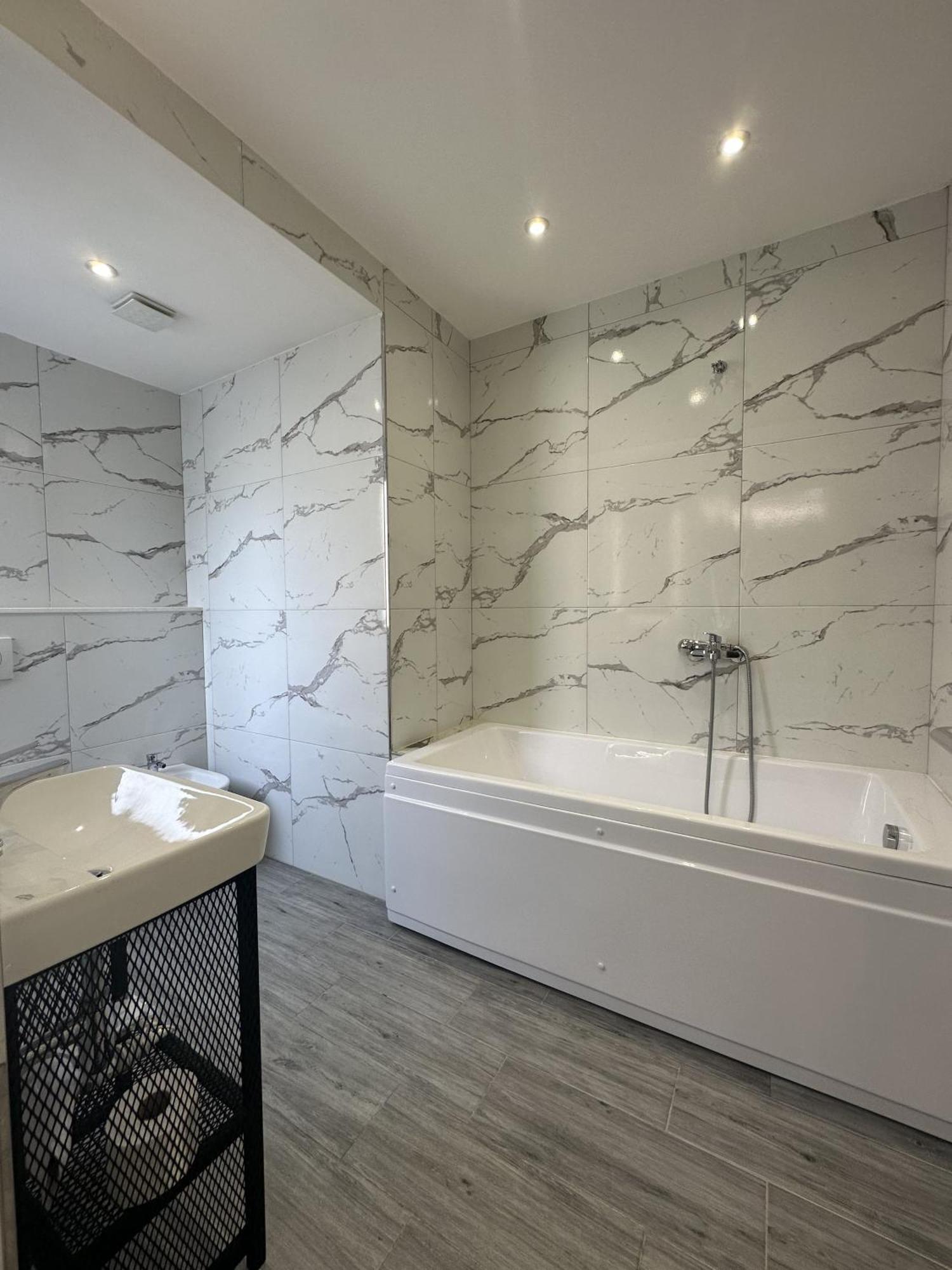 Peaky Hotel Durres Ngoại thất bức ảnh