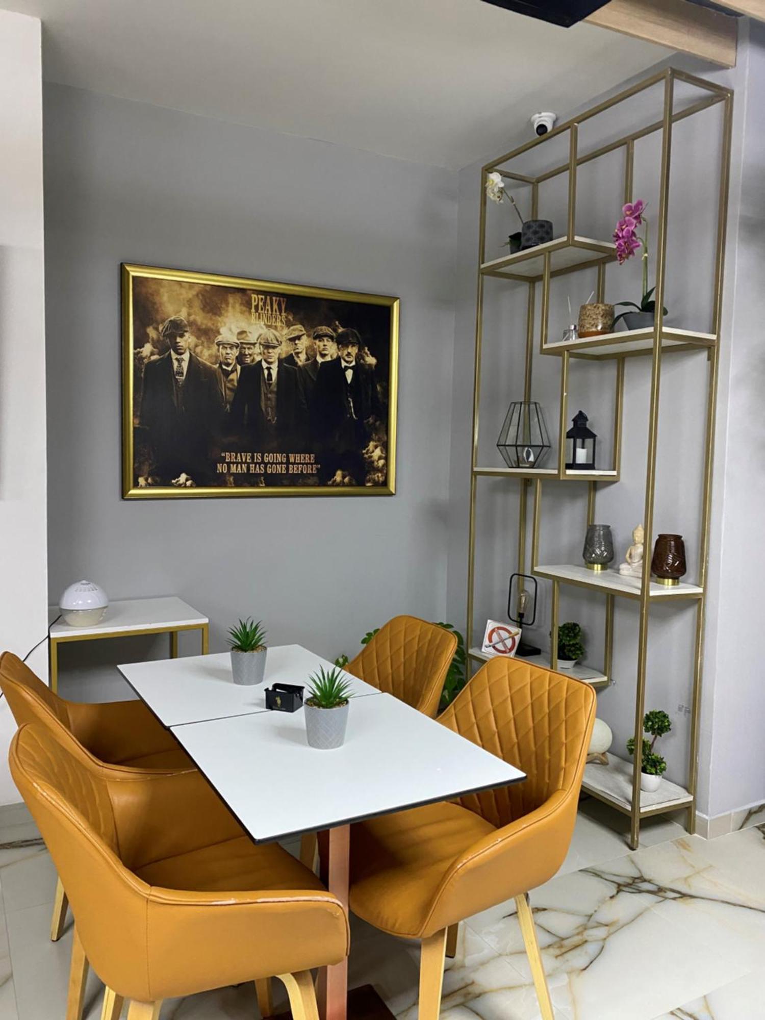 Peaky Hotel Durres Ngoại thất bức ảnh