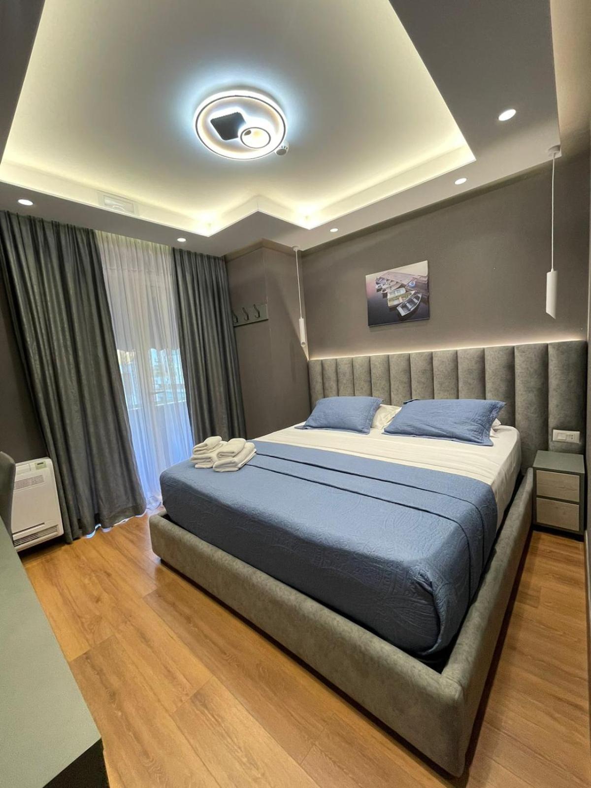 Peaky Hotel Durres Ngoại thất bức ảnh