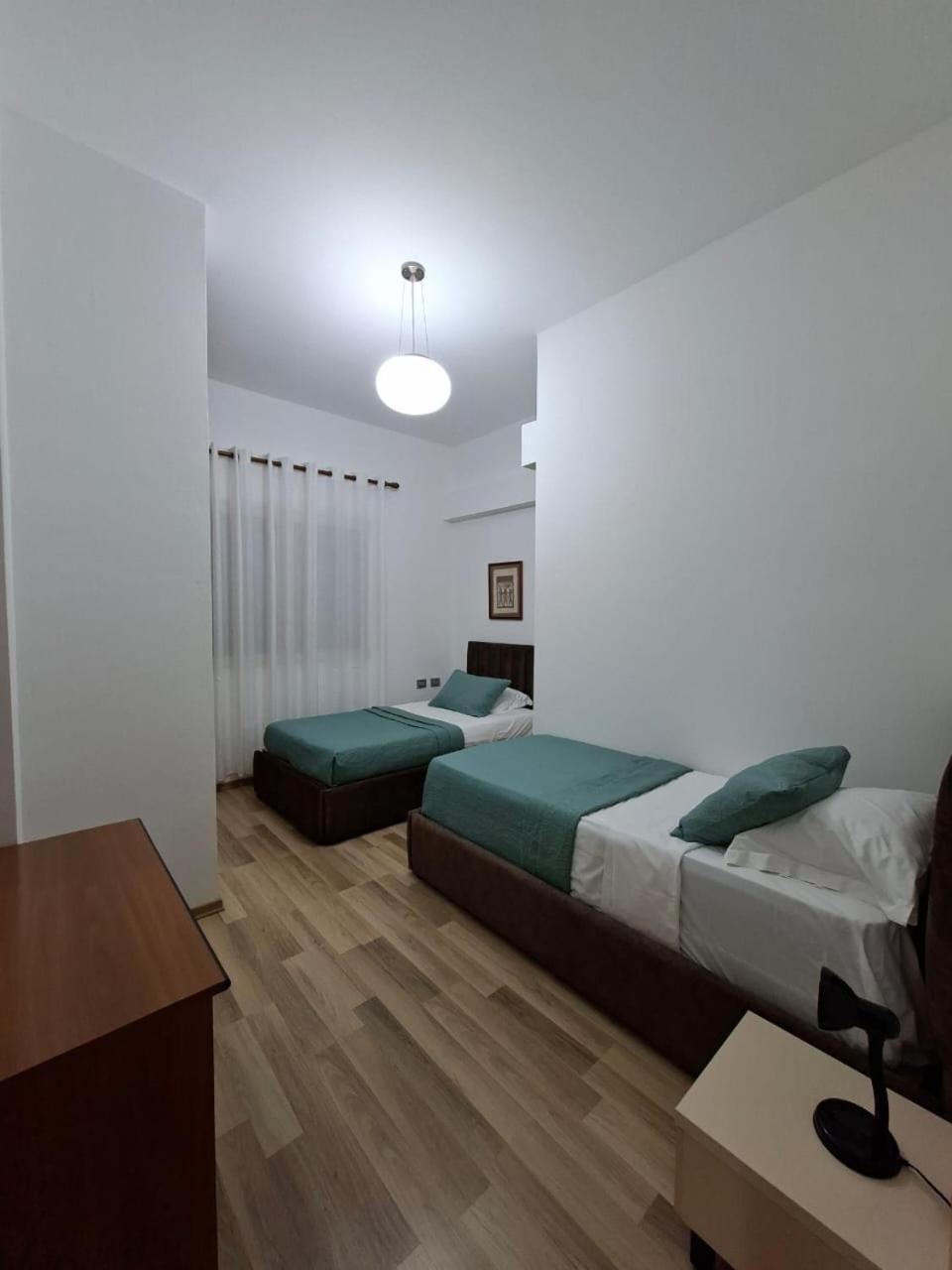 Peaky Hotel Durres Ngoại thất bức ảnh
