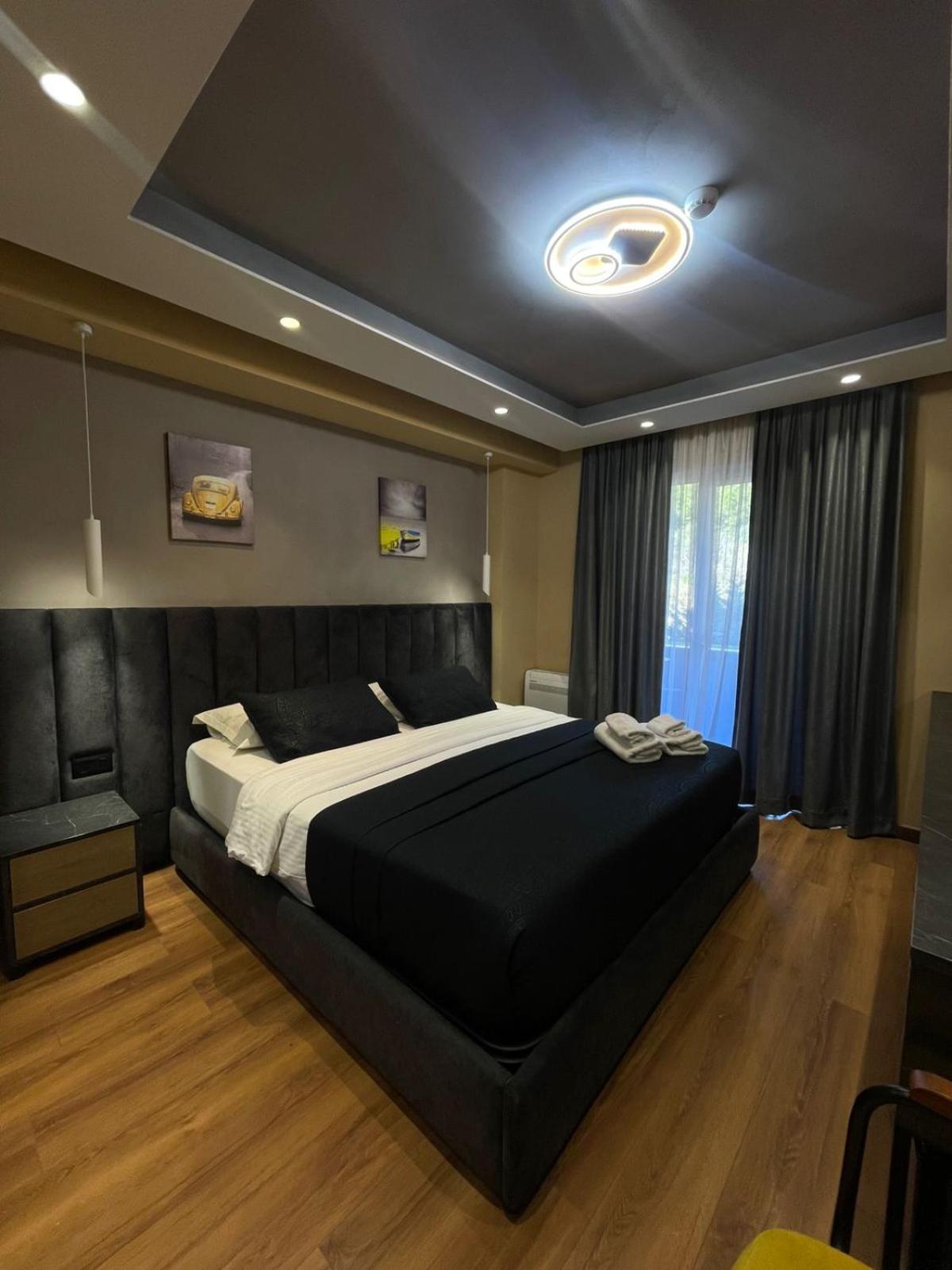 Peaky Hotel Durres Ngoại thất bức ảnh